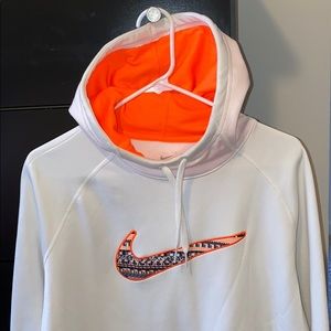 Nike sweat shirt